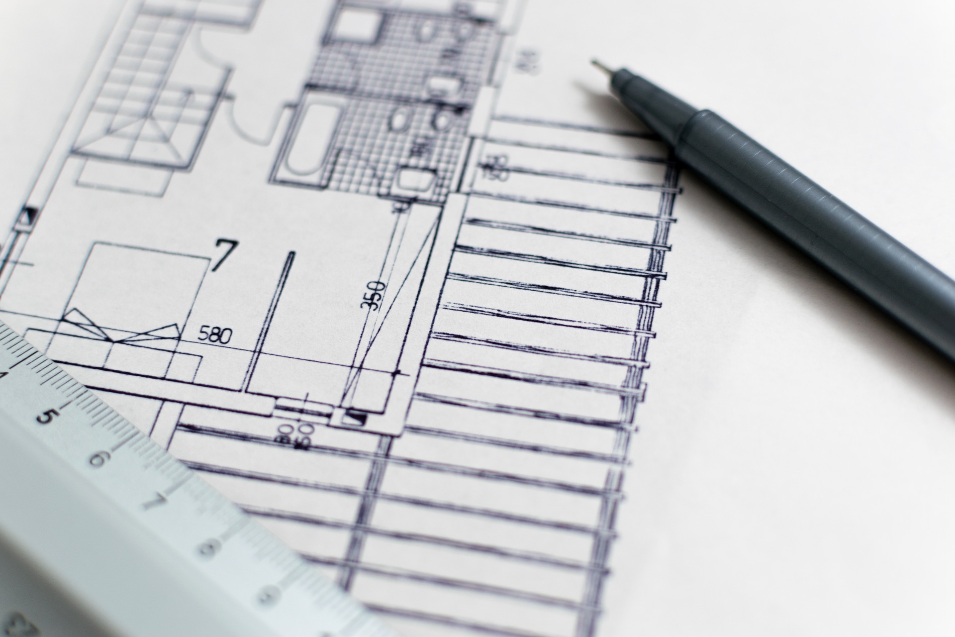 architecture-gc3da04024_1920 内装工事費用の内訳とは？詳しく解説します！